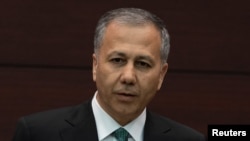 İçişleri Bakanı Ali Yerlikaya, yaptığı açıklamada, İsrail istihbaratı adına casusluk yaptıklarından şüphelenilen sekiz kişinin yakalandığını açıkladı. 