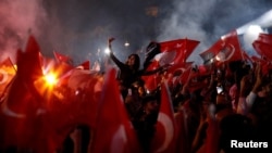 Fransız medyası ve uzmanlar, 31 Mart’ta Türkiye’de yapılan yerel seçimlerin sonuçlarını tartışmaya devam ediyor. 