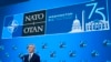 NATO Genel Sekreteri Jens Stoltenberg 10 Temmuz 2024'te Washington, DC'deki zirvede basın toplantısı yaptı