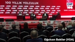 CHP eski genel başkanları İzmir'deki toplantıda biraraya geldiler.