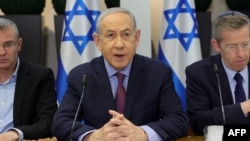 İsrail Başbakanı Netanyahu dün düzenlediği basın toplantısında Gazze'nin geleceğini Filistin devletinin yönetmesi konusunda ABD ile farklı düşündüklerini söyledi.