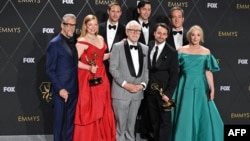 Altı Emmy ödülüne layık görülen "Succession" dizisinin oyuncuları