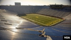 Michigan Üniversitesi'nin 108 bin kapasiteli stadyumu