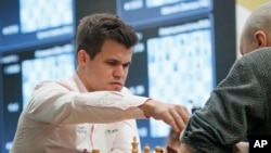 Magnus Carlsen (arşiv - 2018)